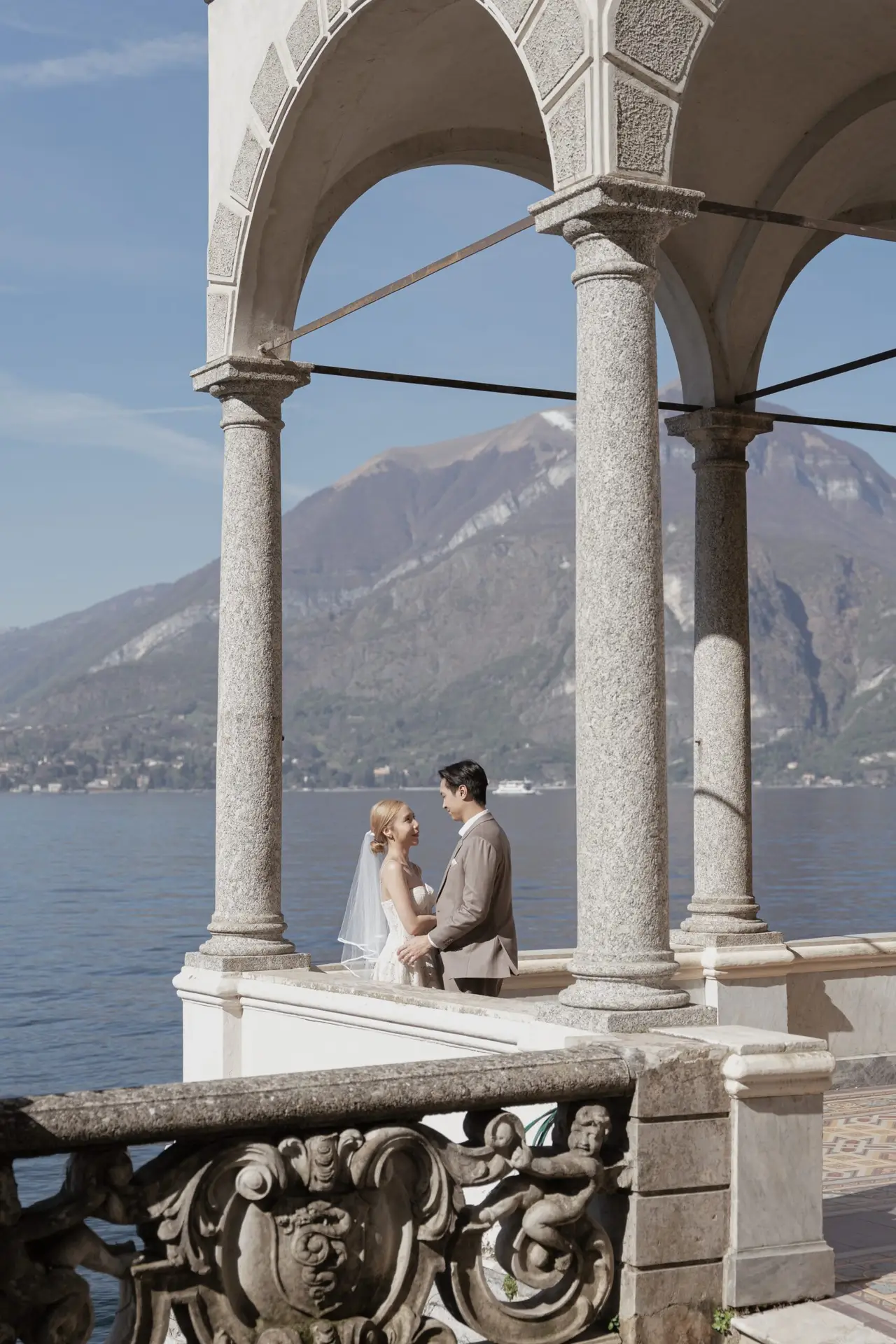 Elopement in Varenna 2